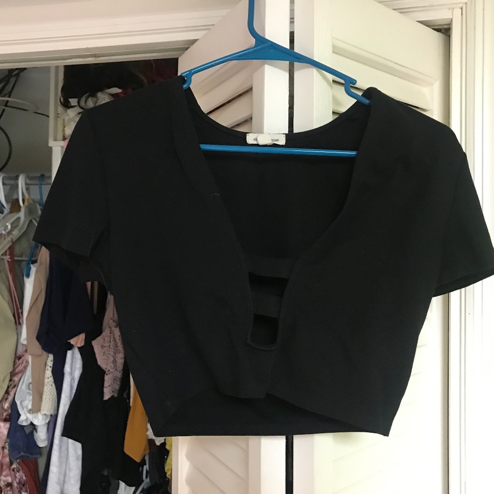 Crop top